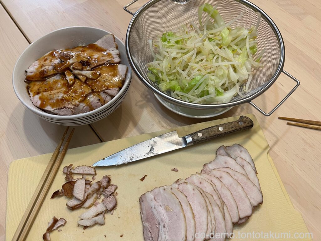 豚バラ肉のチャーシュー丼